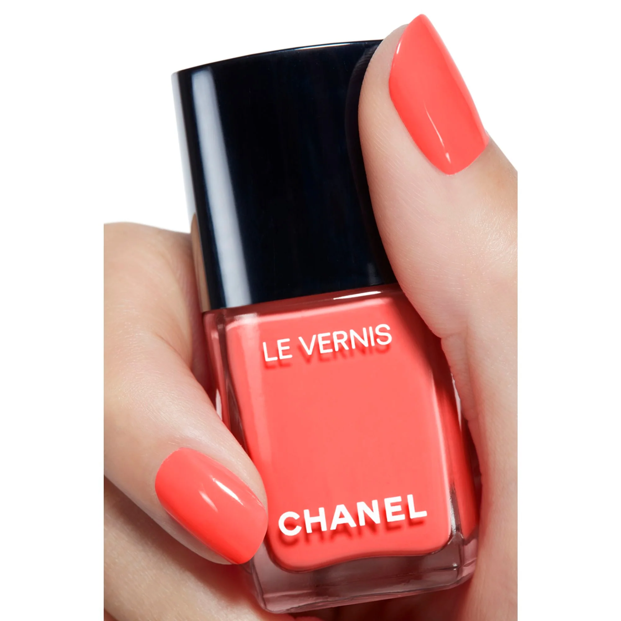 LE VERNIS - COLORE E BRILLANTEZZA LUNGA TENUTA