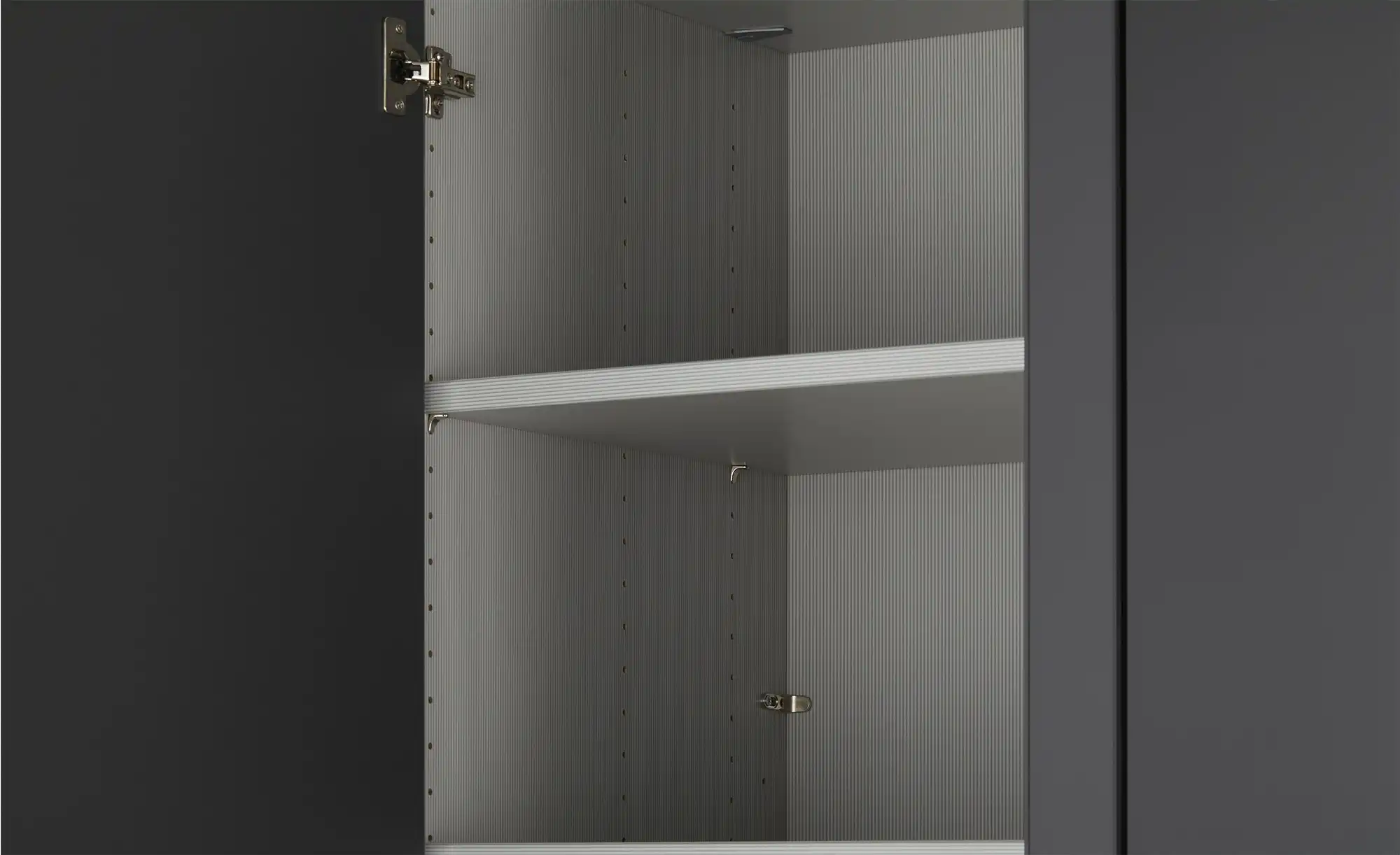 Drehtürenschrank