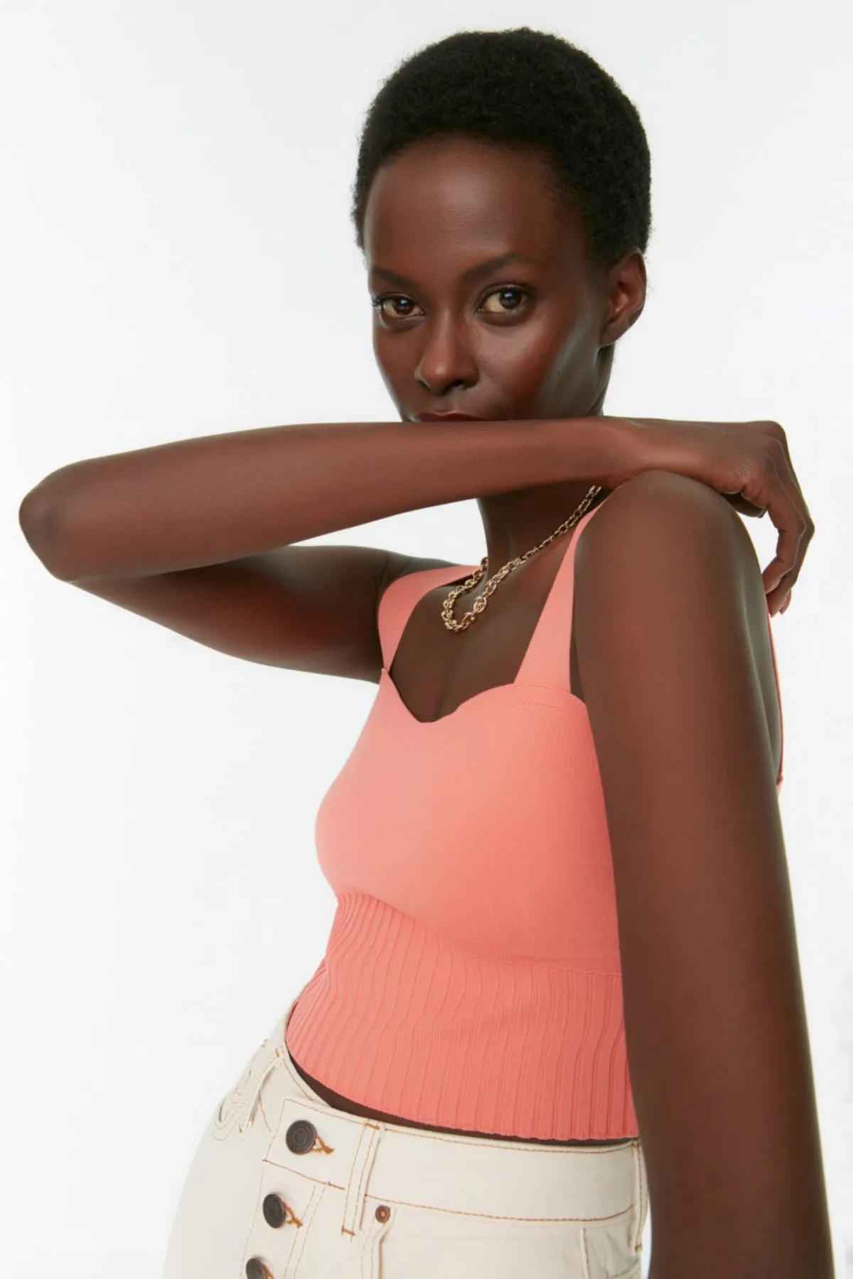 Trendyol Collection  Korallenrote Crop-Strickbluse TWOSS22BZ1108