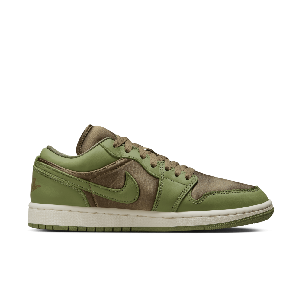 NIKE JORDAN Air 1 Low SE WMNS FB9893-300 / braun