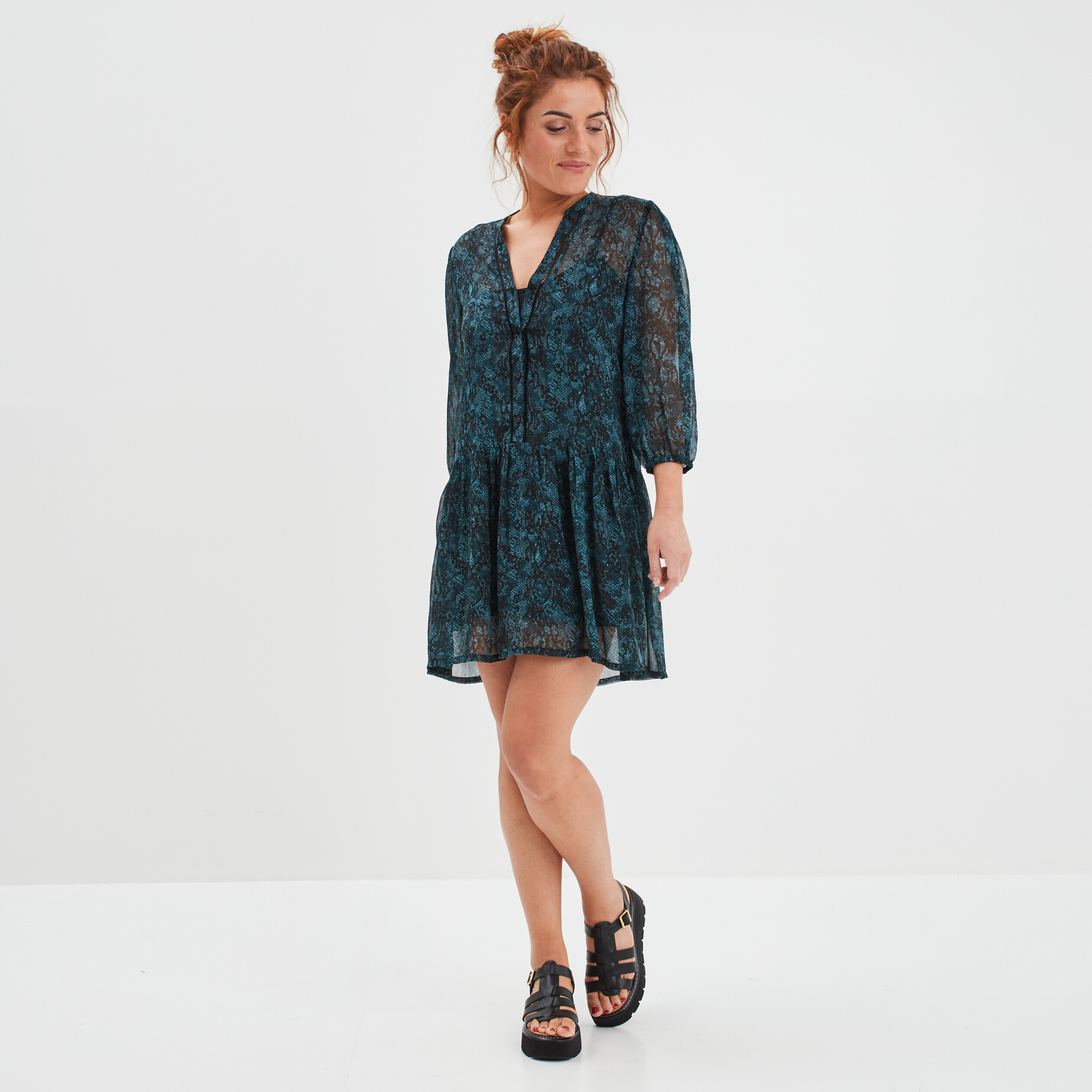 Robe fluide évasée courte col V Liberto bleu canard femme | La Halle