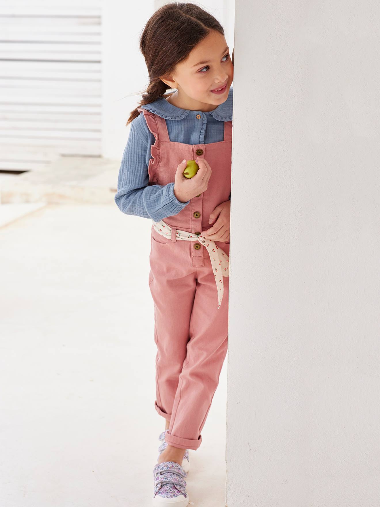 Salopette volantée fille ceinture imprimée cerises bois de rose