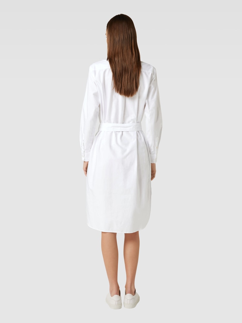 Blusenkleid mit Logo-Stitching und Knopfleiste Modell 'CORY' in weiss