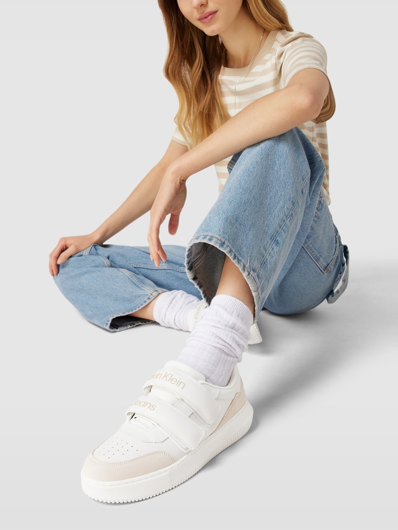 Sneaker mit Klettverschluss Modell 'CHUNKY' in weiss