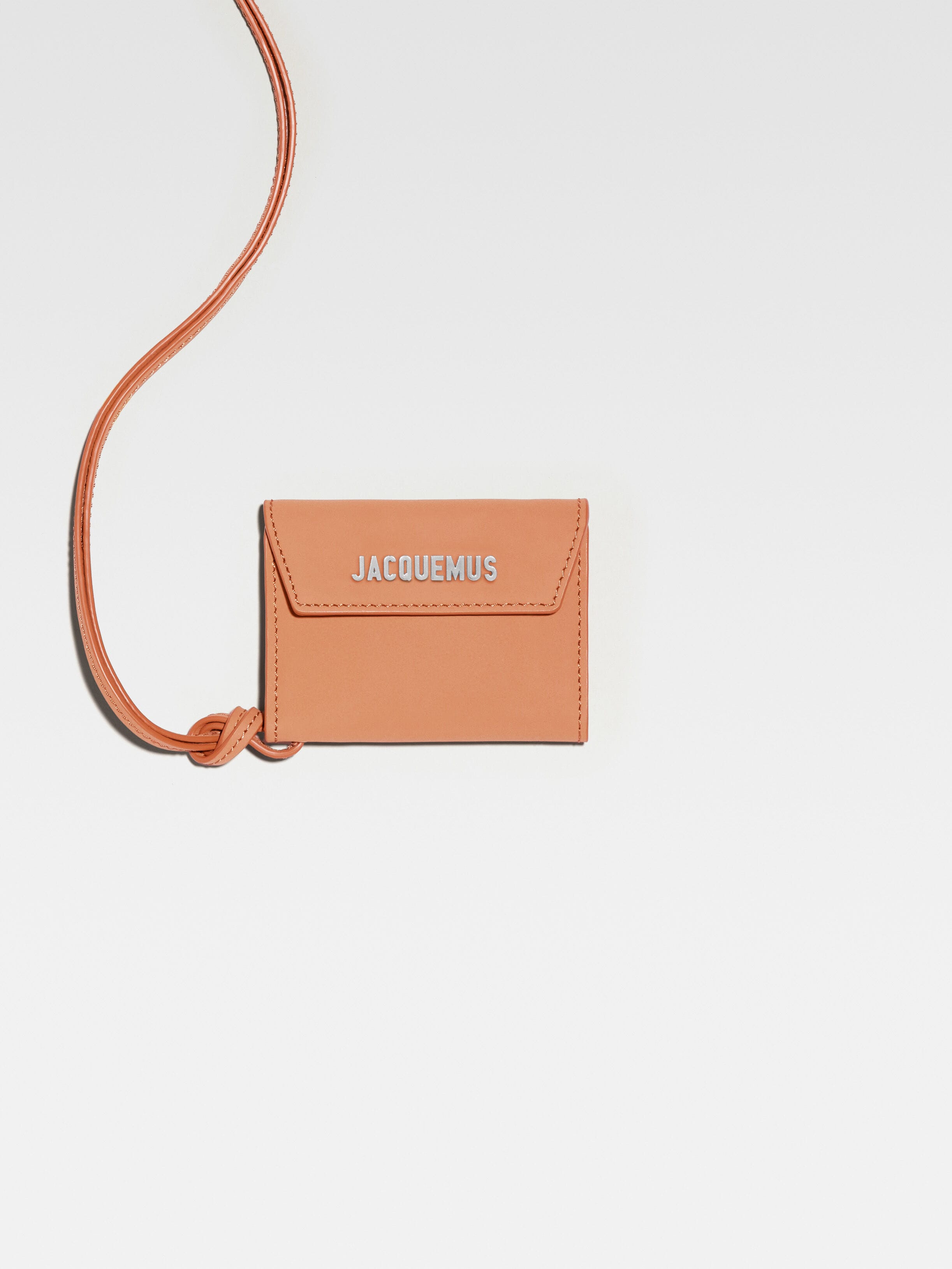 Le porte Jacquemus