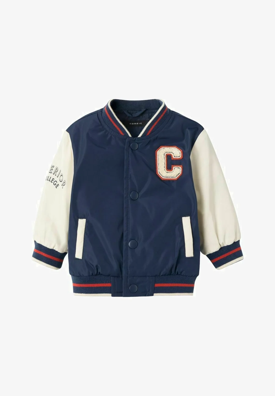 Chaqueta bomber con nombre