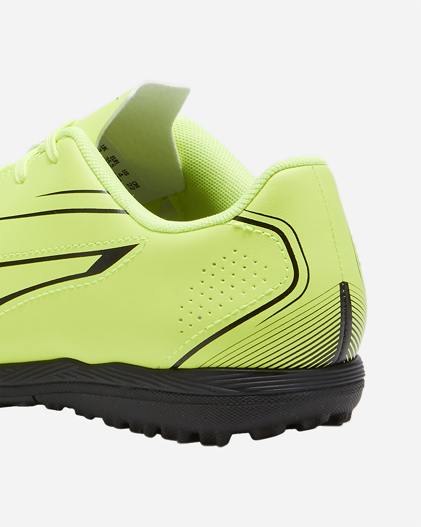 Buty piłkarskie Puma Vitoria Tt Jr 107487-04