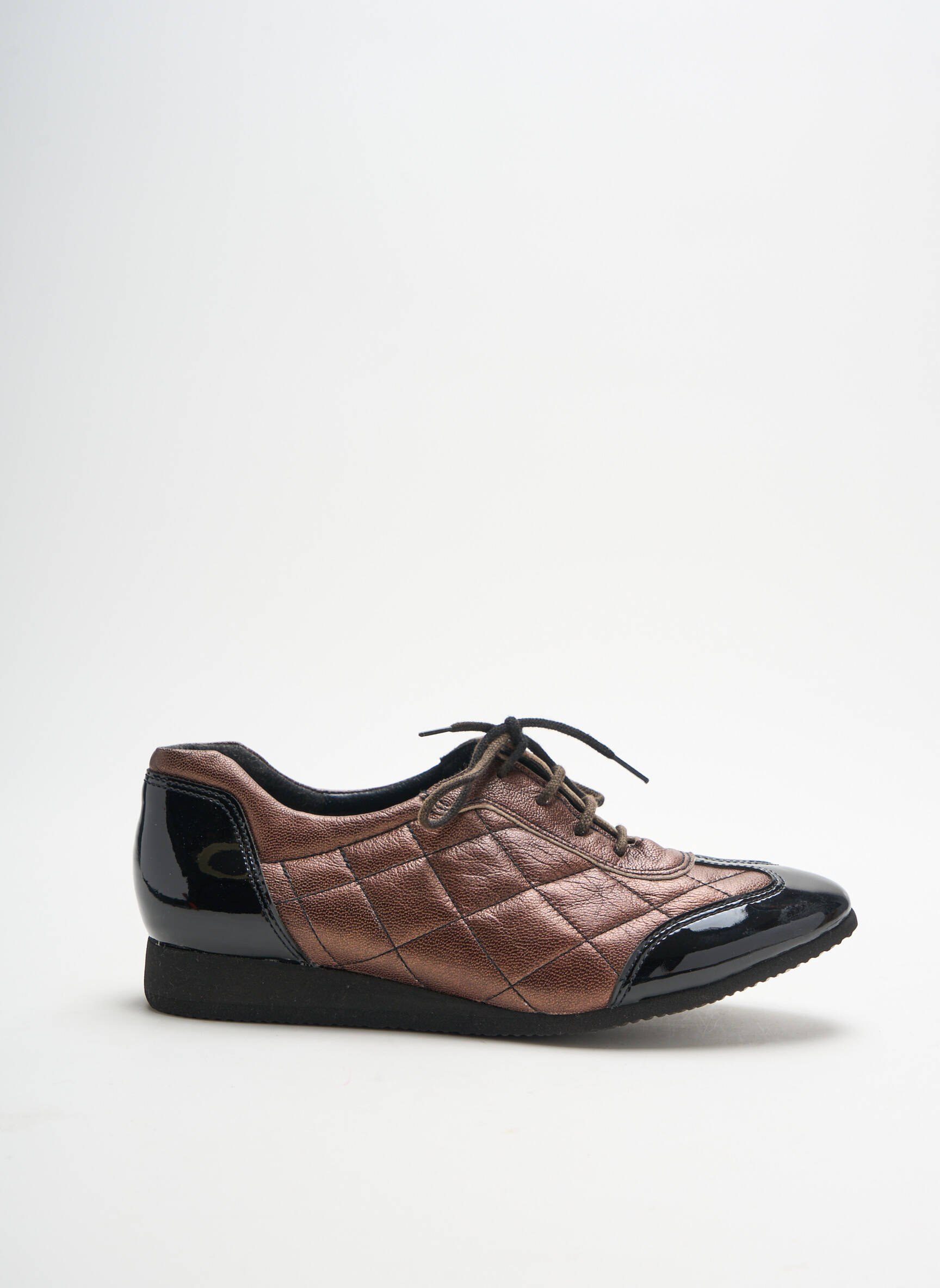 Elantine Chaussures Confort Femme couleur noir