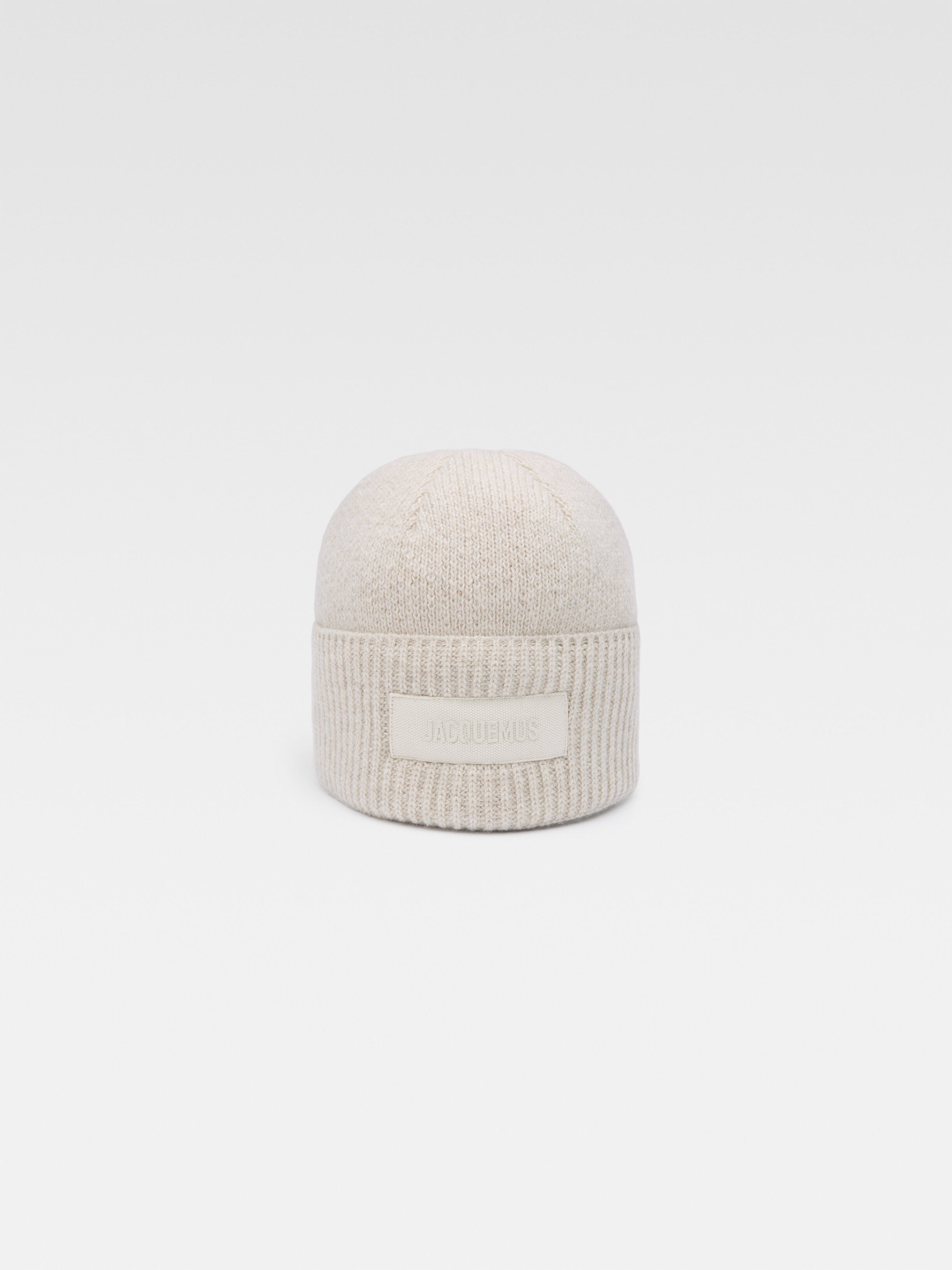 Le bonnet Jacquemus