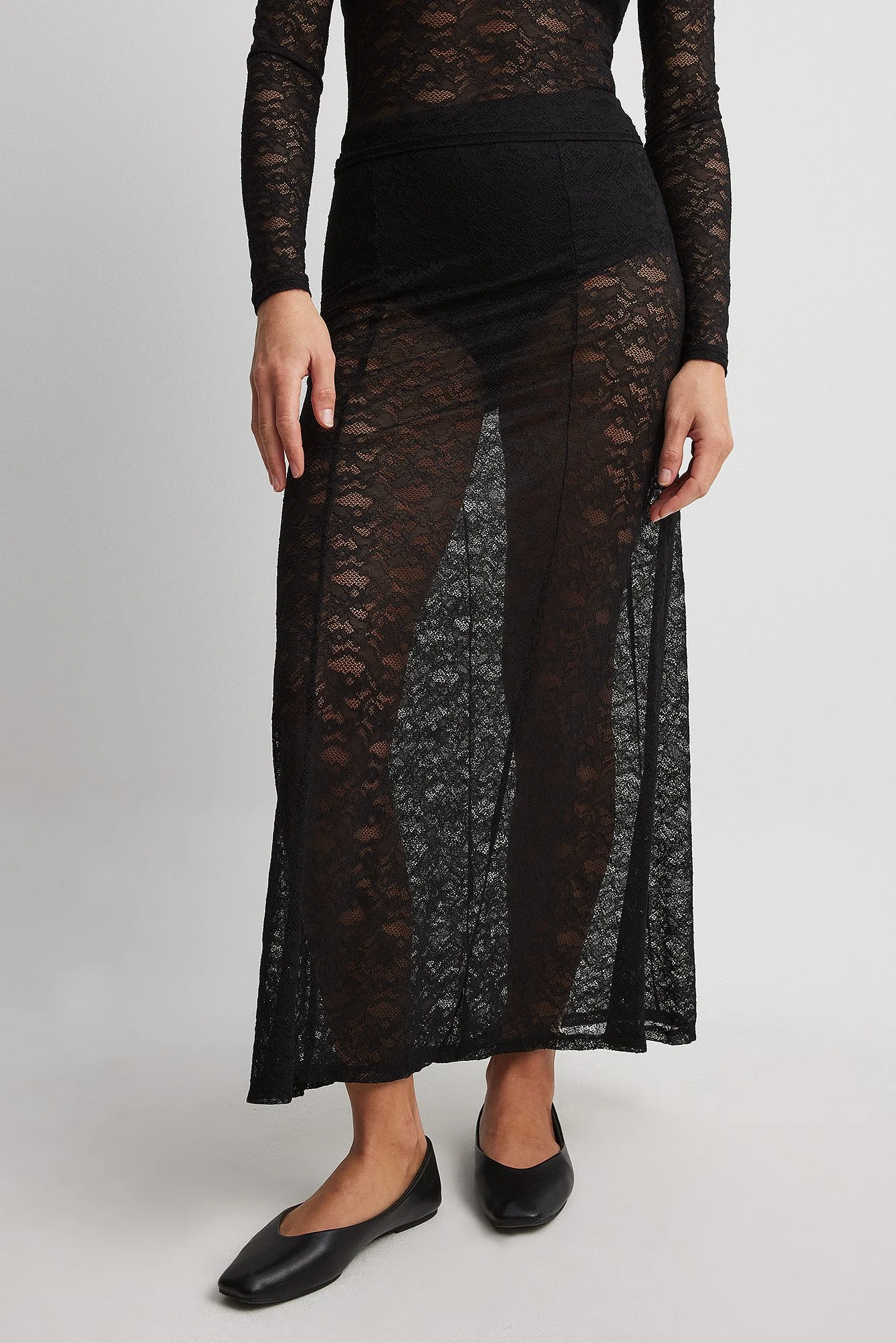Spitzen-Maxirock mit tiefer Taille