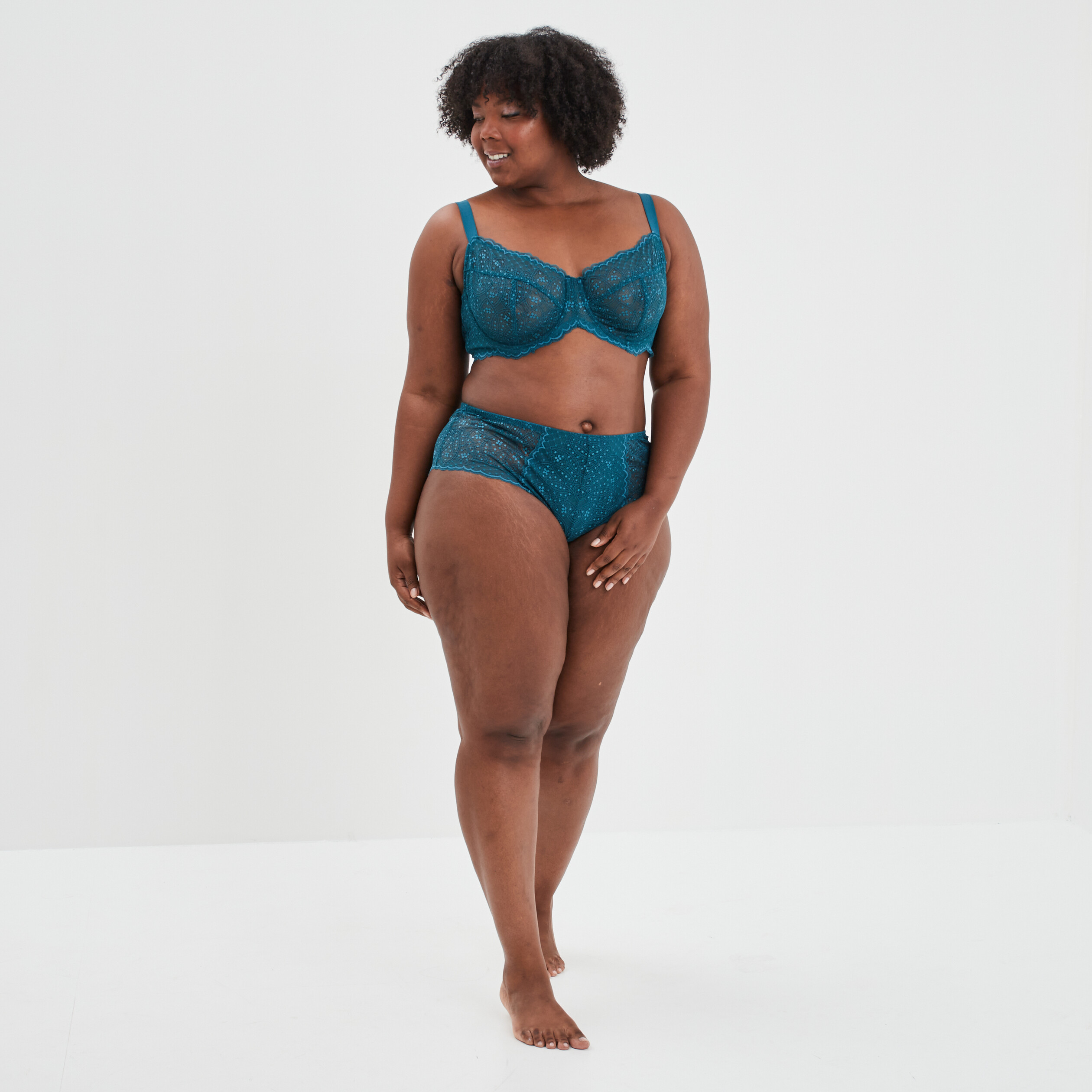 Soutien-gorge emboîtant en dentelle bleu canard femme grande taille | La Halle
