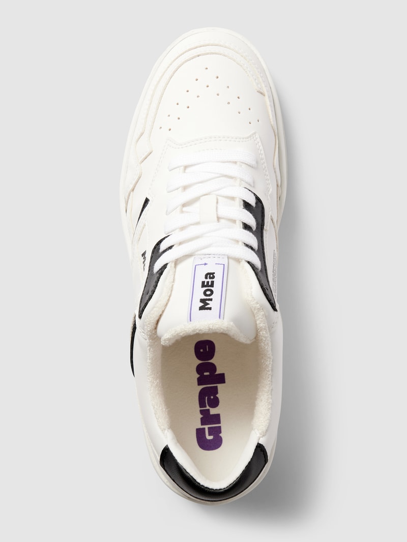 Vegane Sneaker aus Trauben Modell 'Grape' in weiß