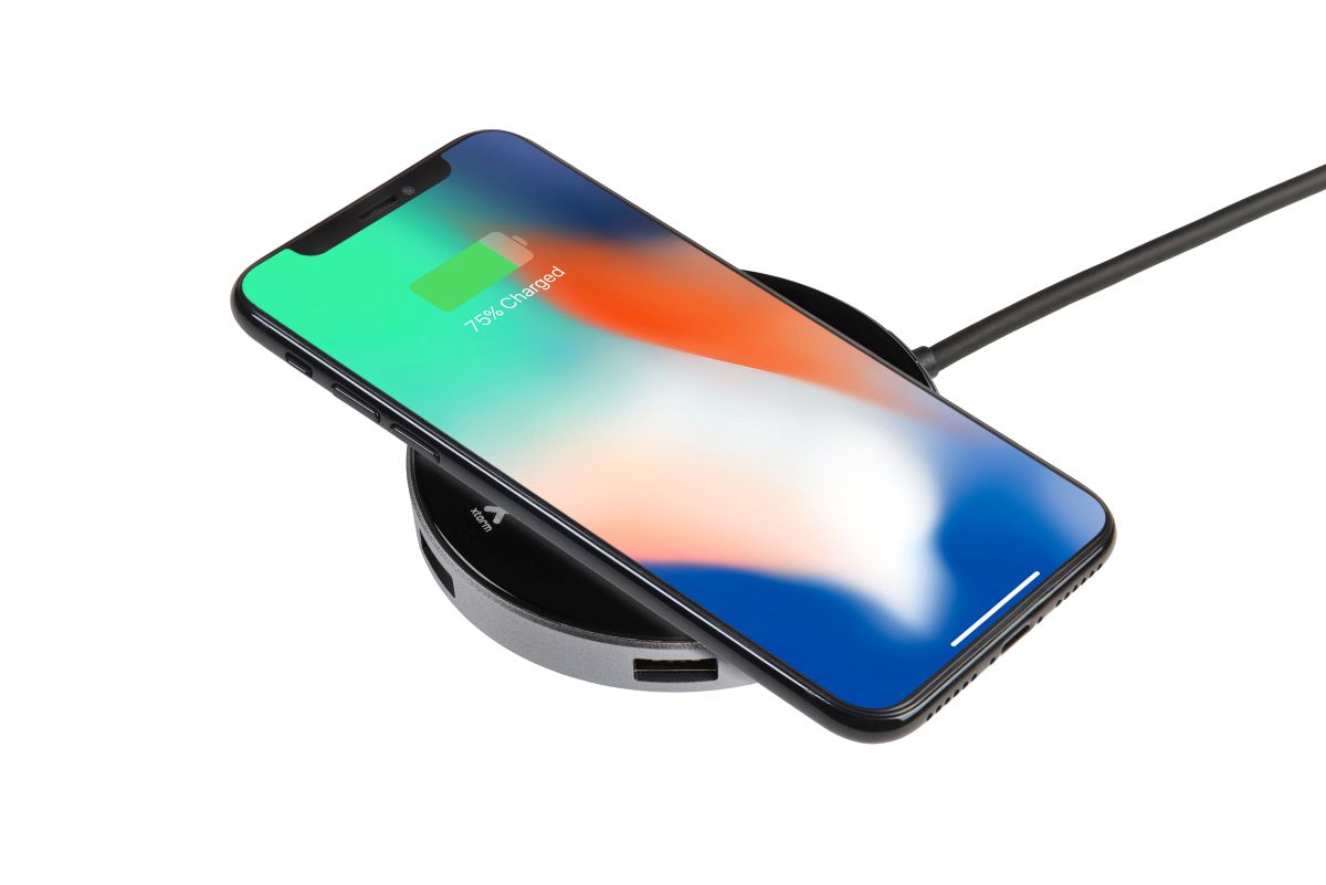 Xtorm 6 in 1 Wireless Charging Hub
