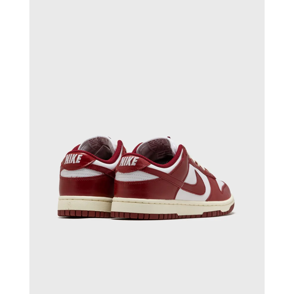 Nike Dunk Low WMNS PRM FJ4555-100 / rot