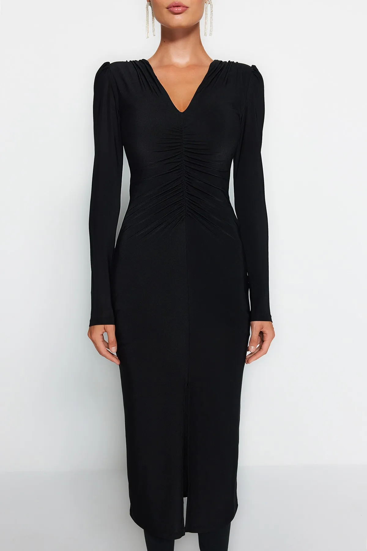 Trendyol Collection  Schwarzes, tailliertes, gestricktes, elegantes Abendkleid TPRAW24EL00079
