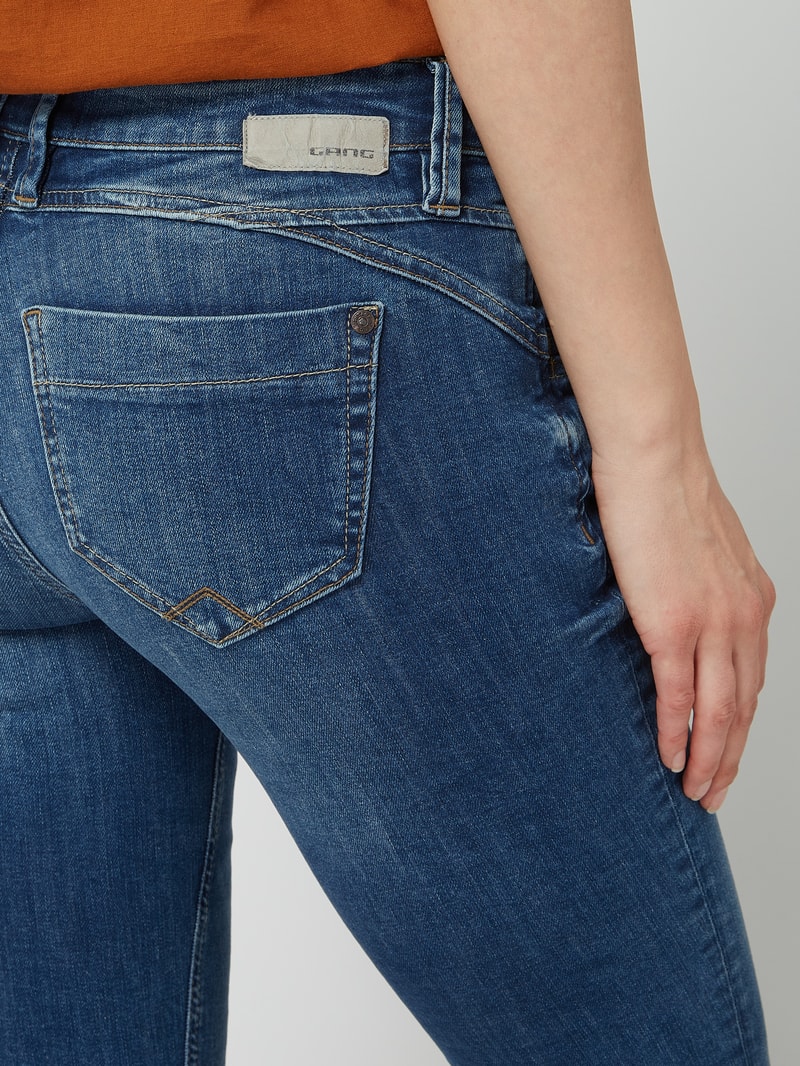 Skinny Fit Jeans mit Stretch-Anteil Modell 'Nikita' in blau