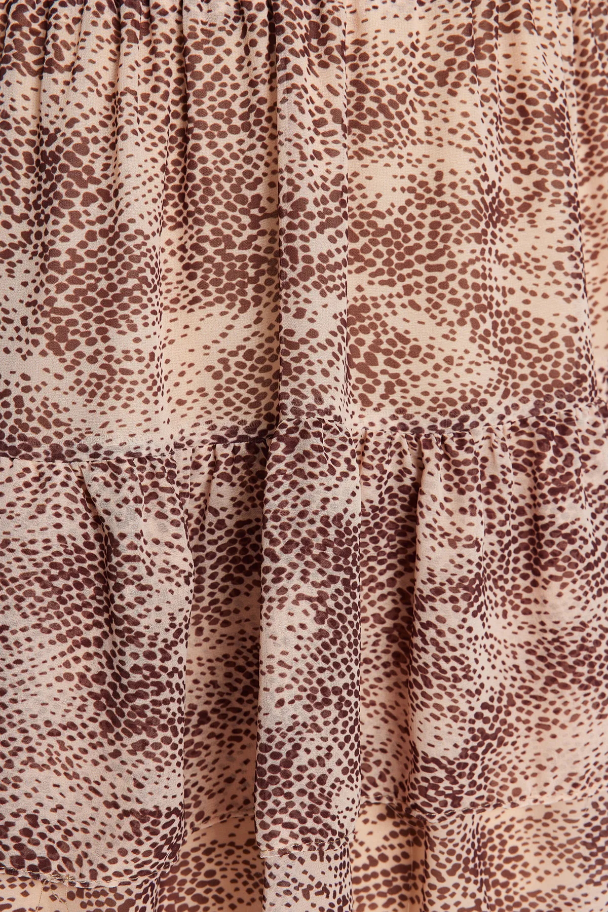 Trendyol Collection  Beiger, mit Blumen gefütterter Volant-Chiffon-Mini-Webrock TWOAW21ET0411
