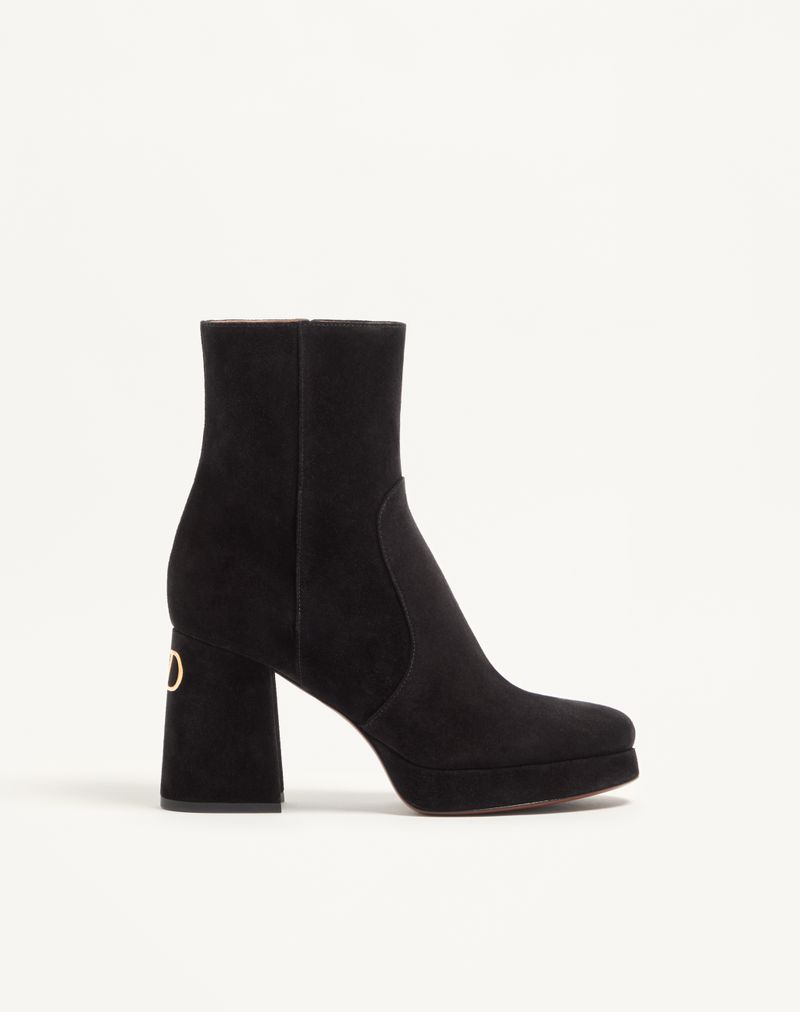 Bota de cano curto com plataforma Fawcette de 90 mm em couro rachado