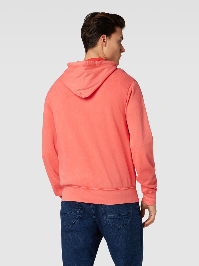 Sweatjacke mit Label-Stitching in rot