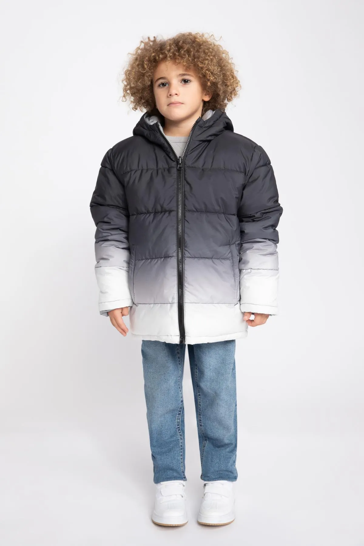 DeFacto  Wasserabweisende doppelseitige Pufferjacke mit Kapuze für Jungen