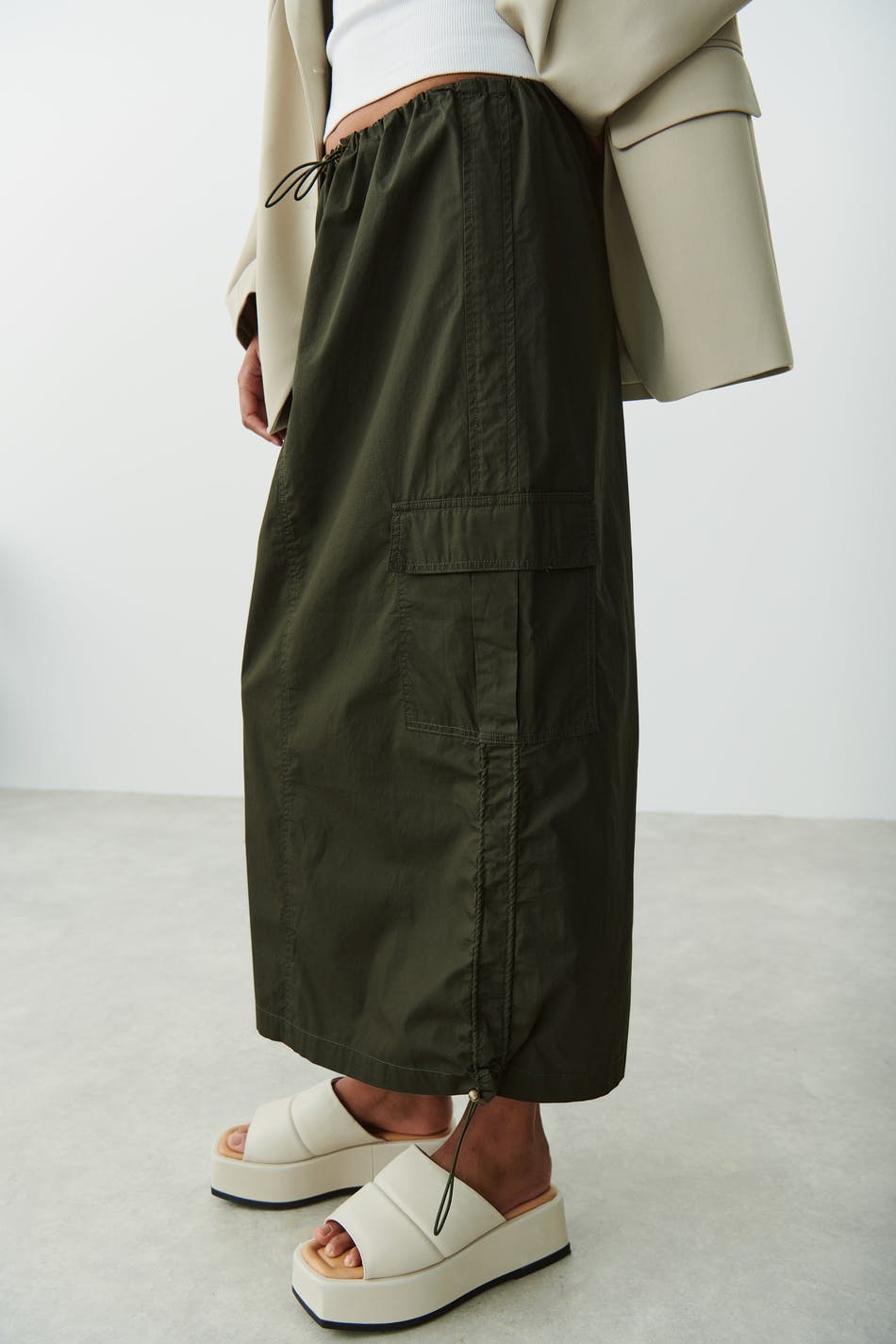 Long cargo skirt