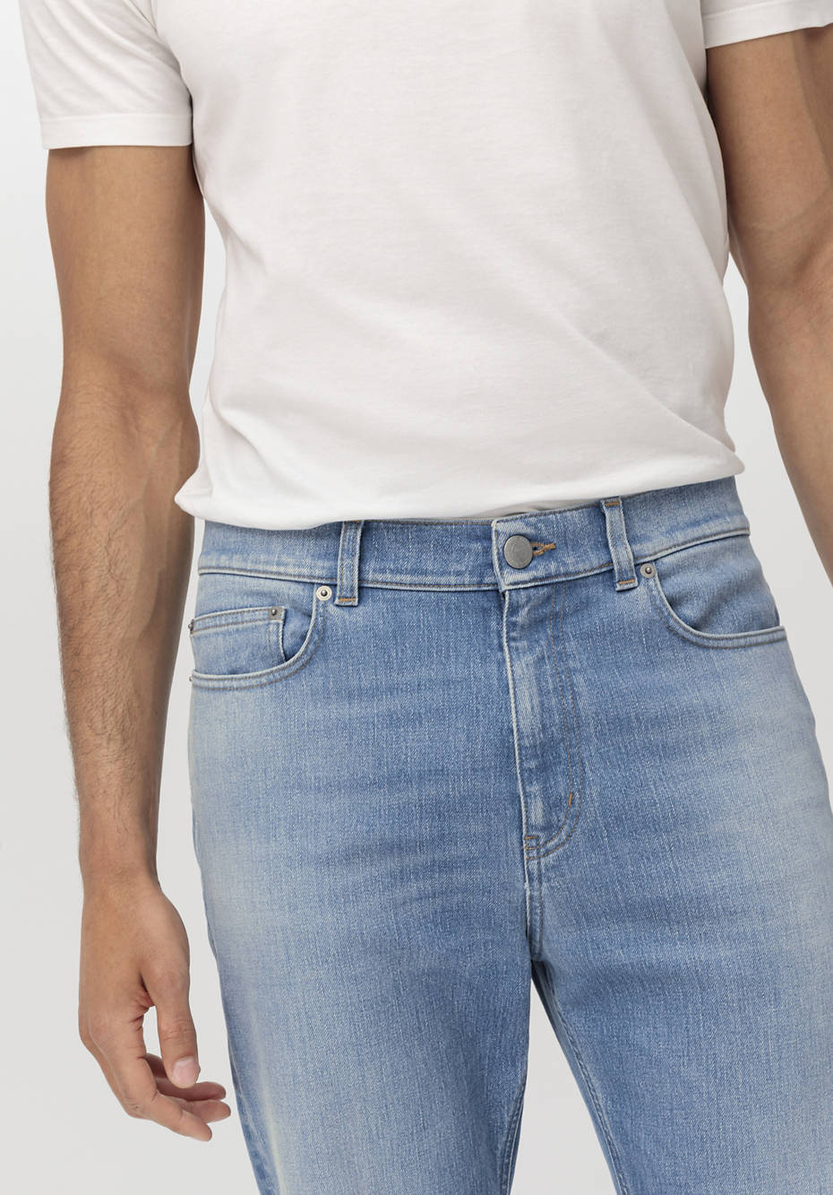 Jeans MADS Relaxed Tapered aus Bio-Denim