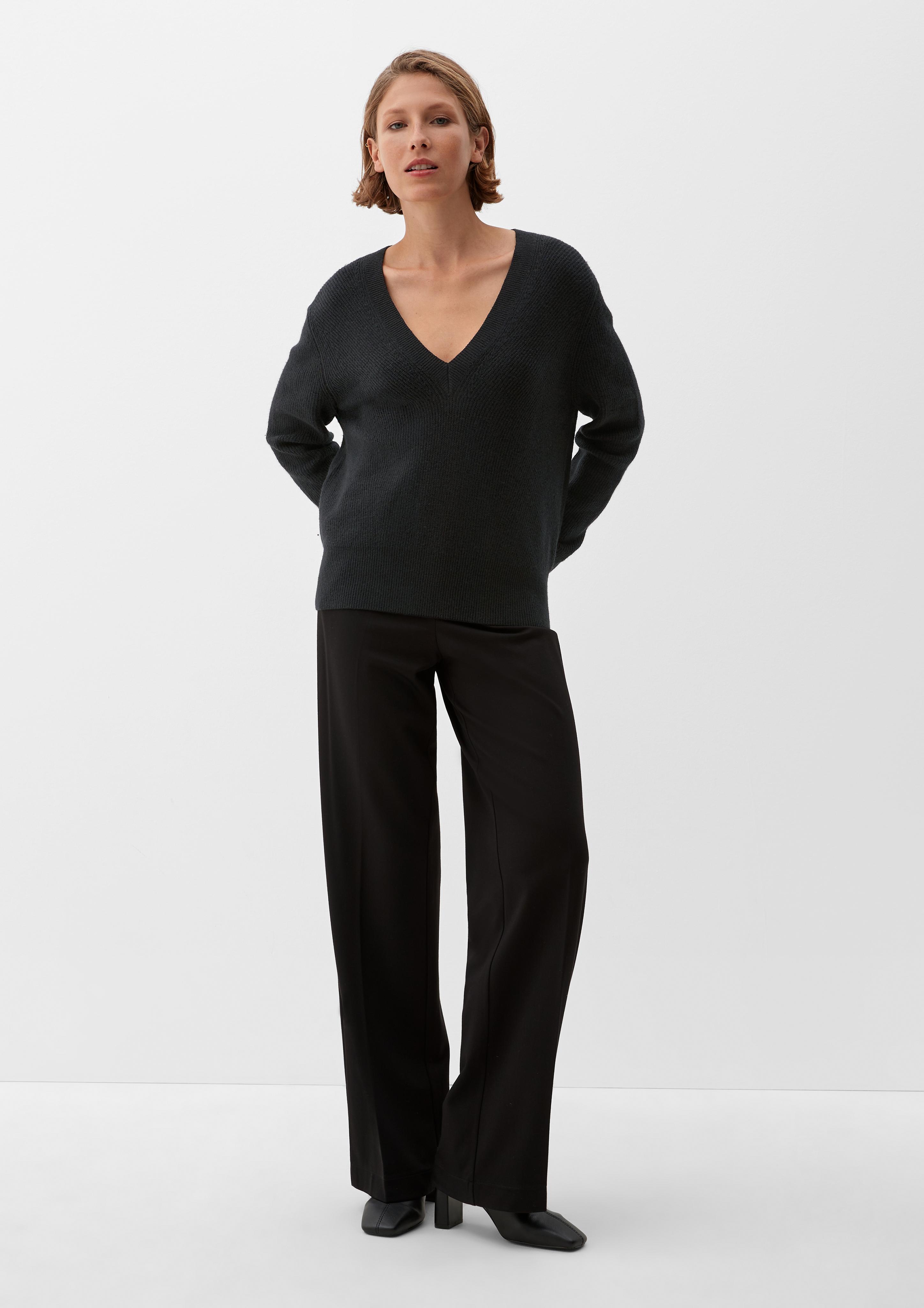 Pullover mit V-Ausschnitt  2120697-9999