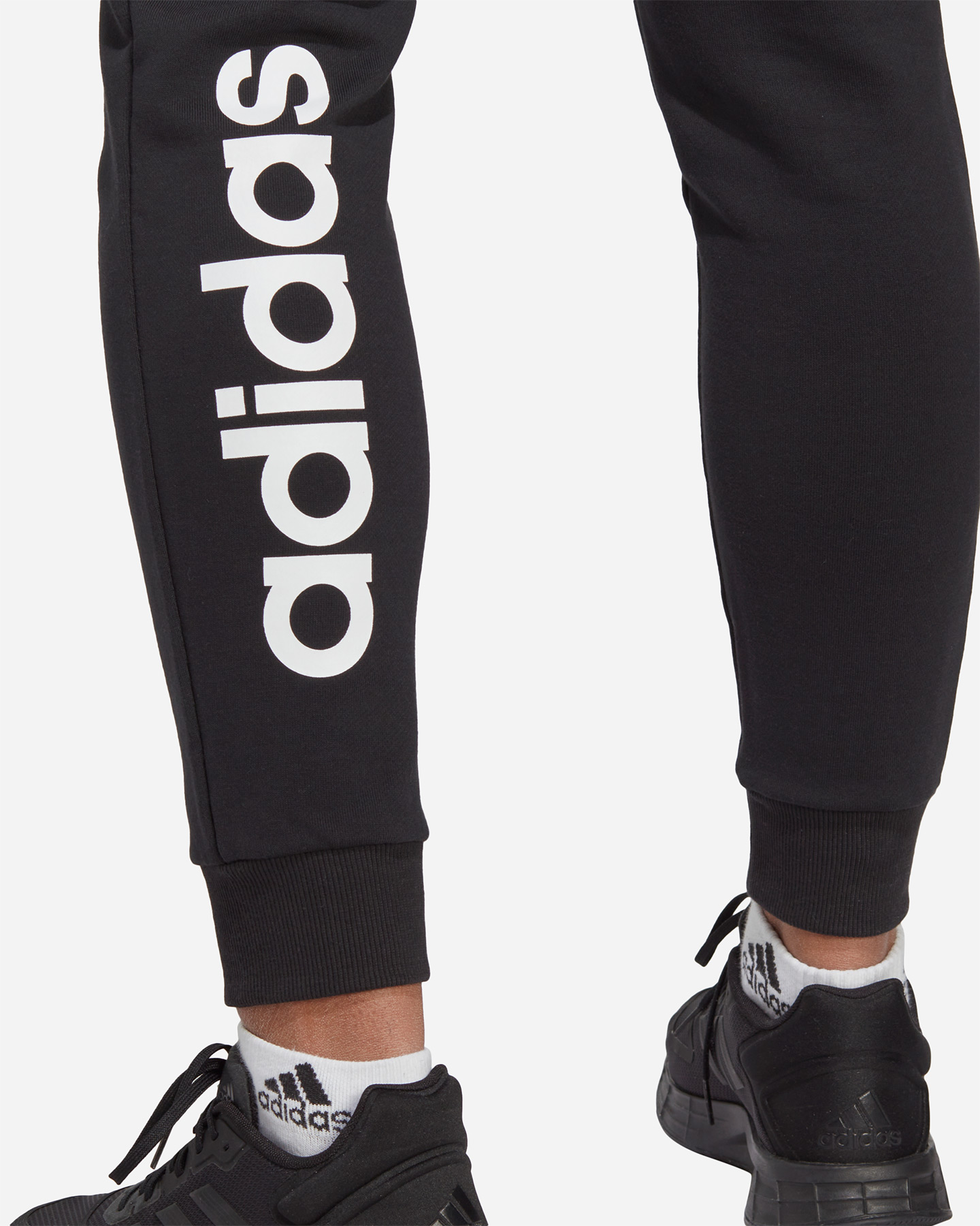 Nohavice Adidas Logo Linear W IC6868