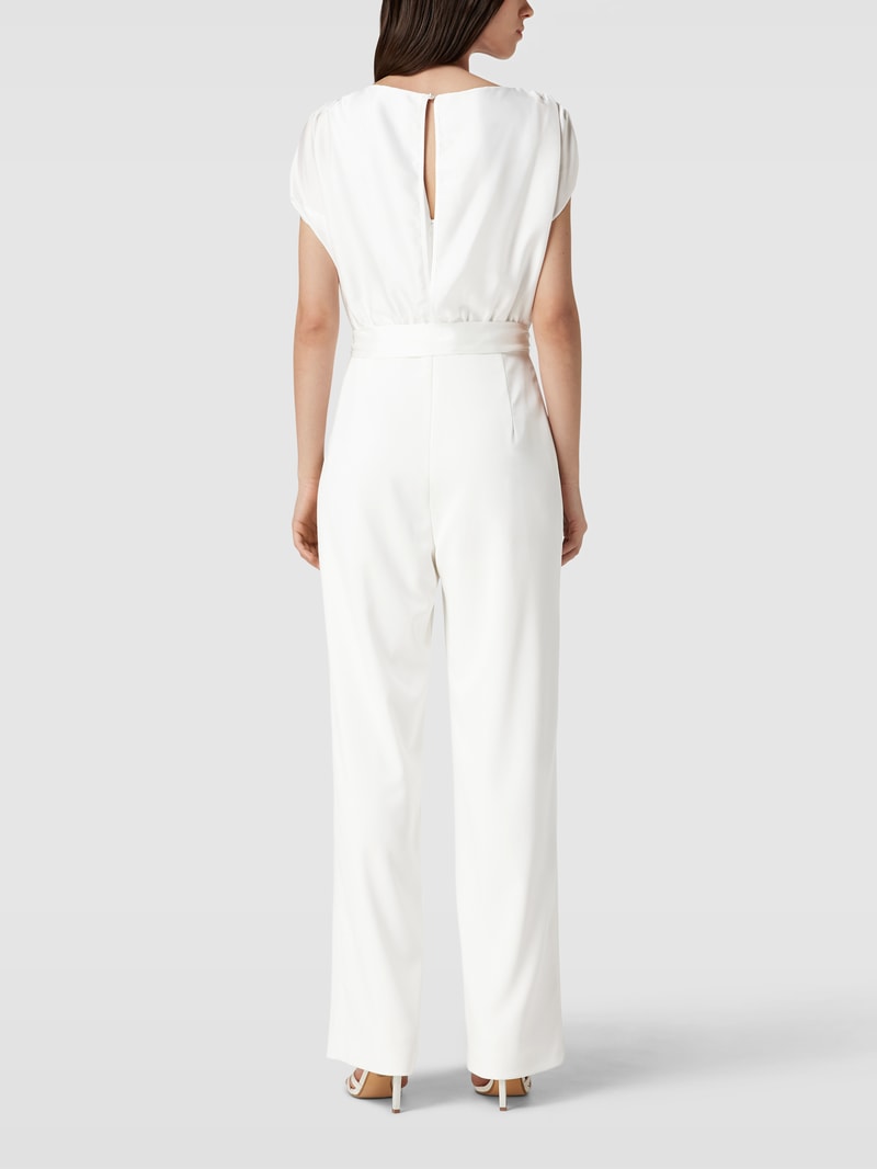 Jumpsuit mit Taillengürtel in offwhite