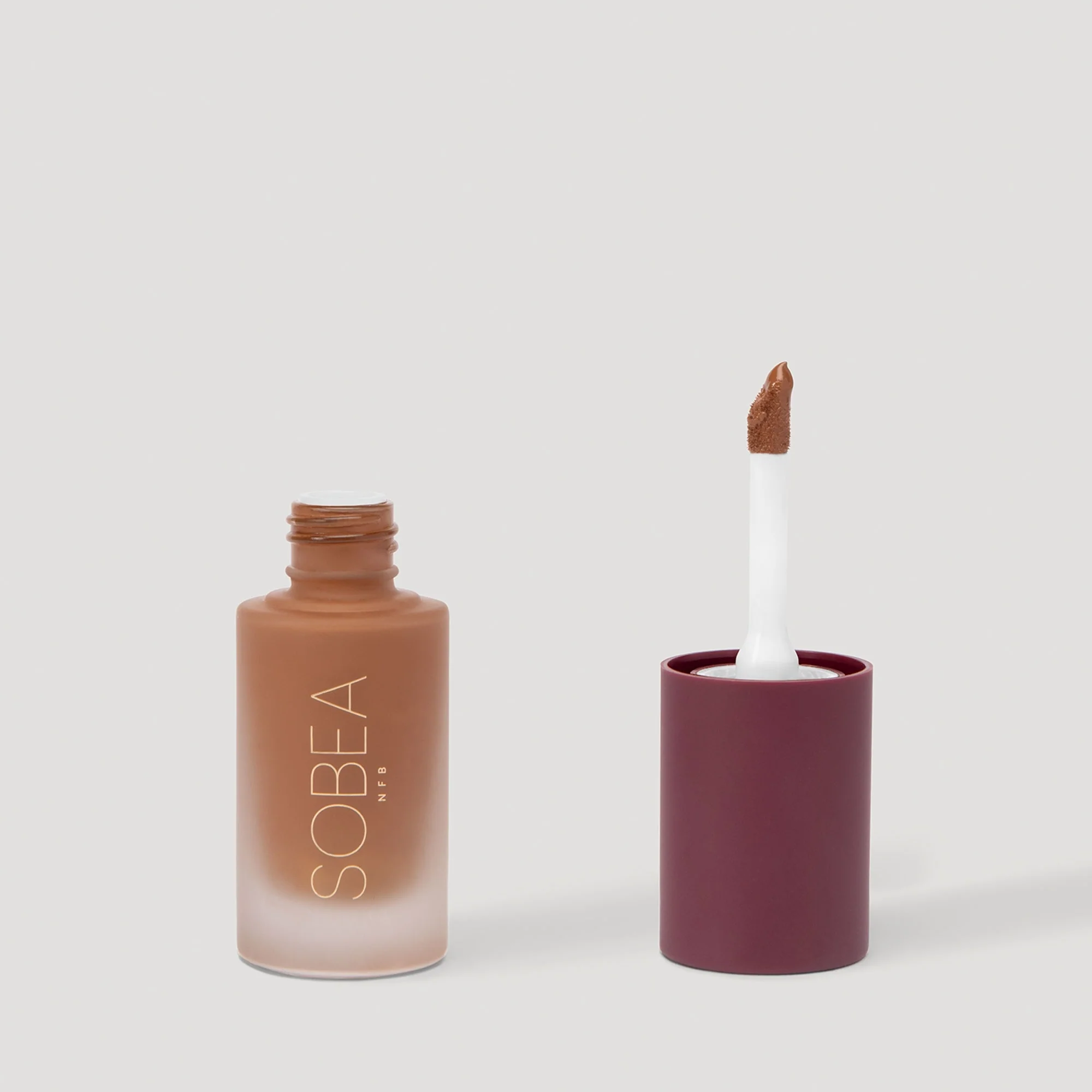 Foundation Προσώπου ESSENTIAL - Υγρό Foundation