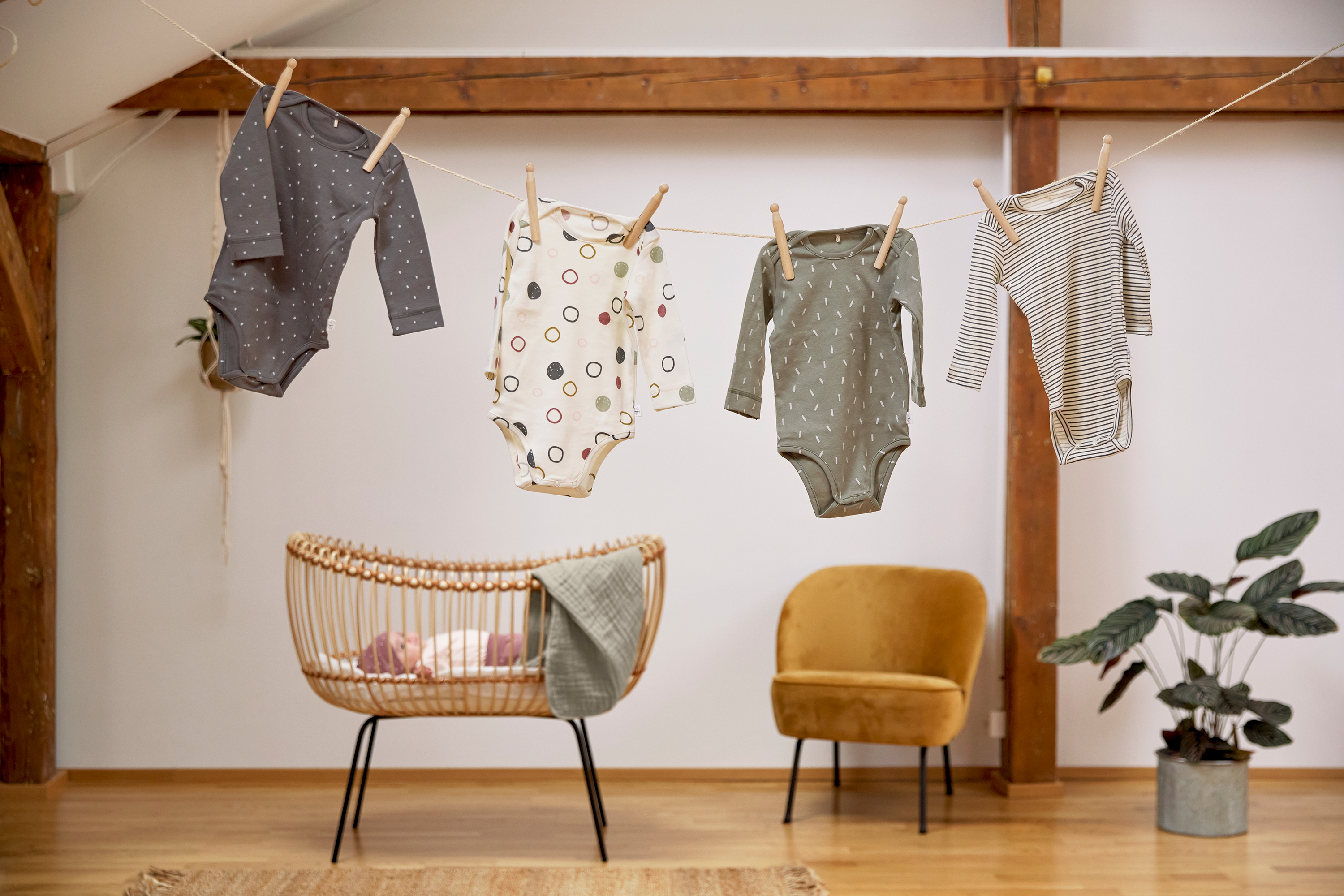 Baby Wickelbody langarm - Bio Baumwolle, Striche, Oliv