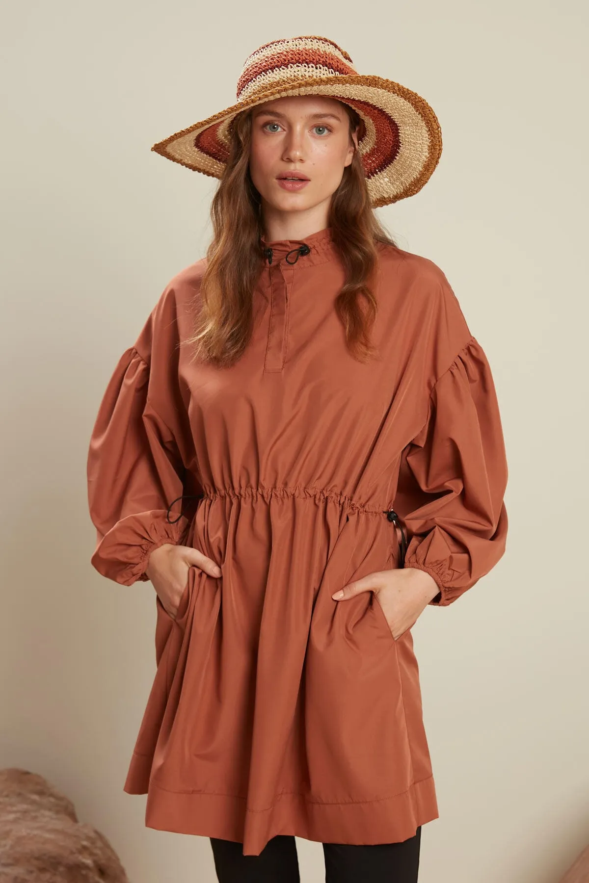 Manuka  HIJAB REGENMANTEL BADEANZUG ORANGE