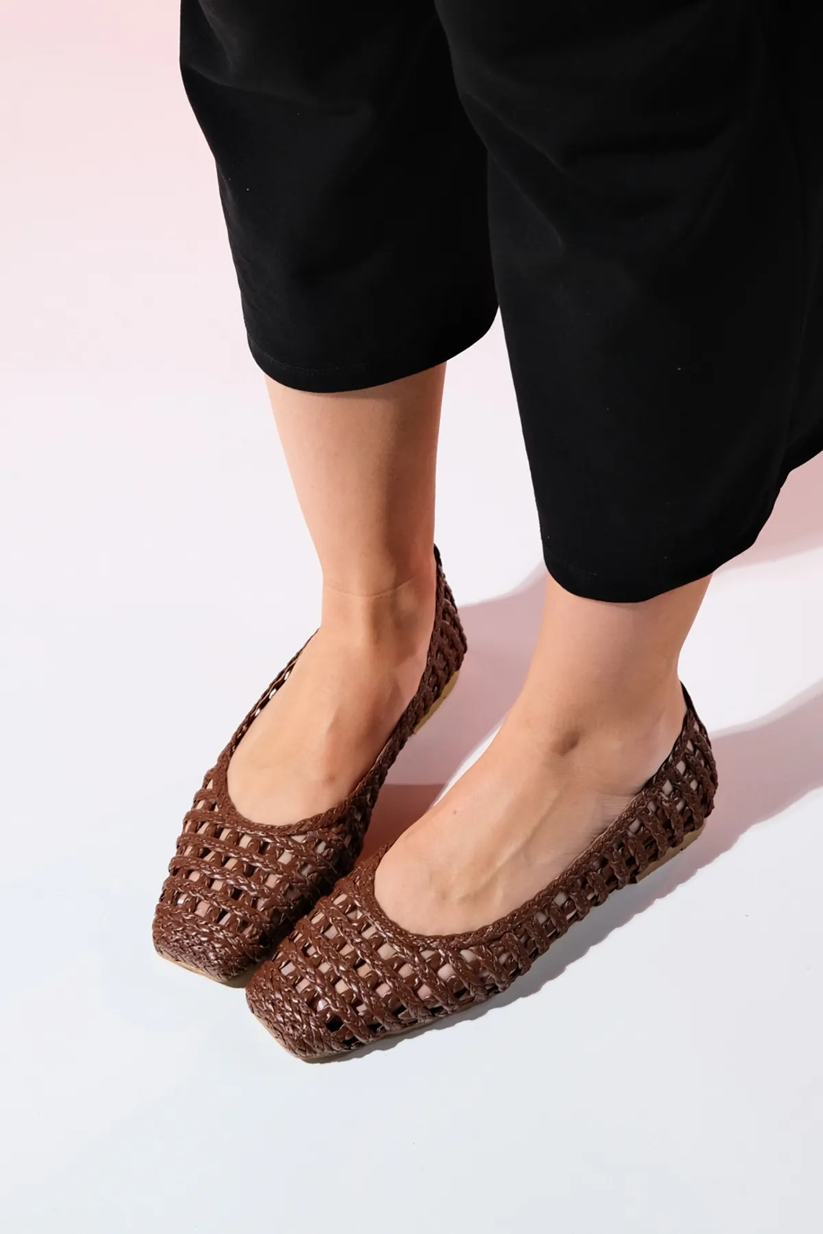 LuviShoes  ARCOLA Braune Ballerinas für Damen mit Strickmuster