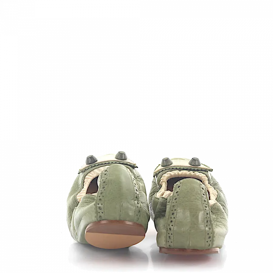 Balenciaga - Ballerinas Faltbar Glattleder Kalbsleder Lochmuster Nieten grün - grün