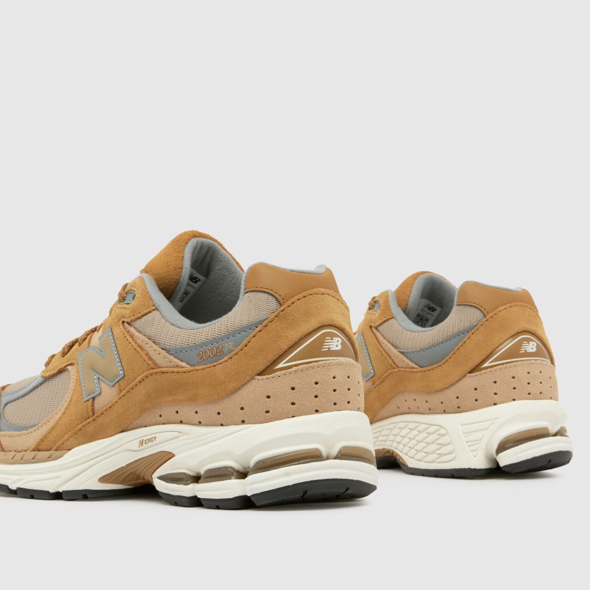 New Balance 2002r sportcipő arany színben
