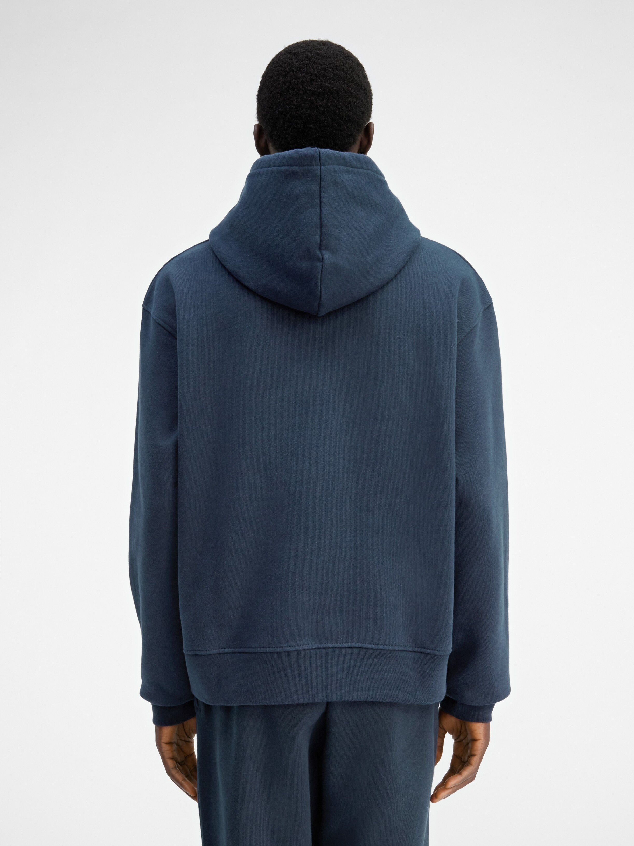 Le sweatshirt Jacquemus