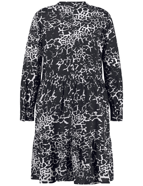 Ausgestelltes Stufenkleid mit Unterkleid