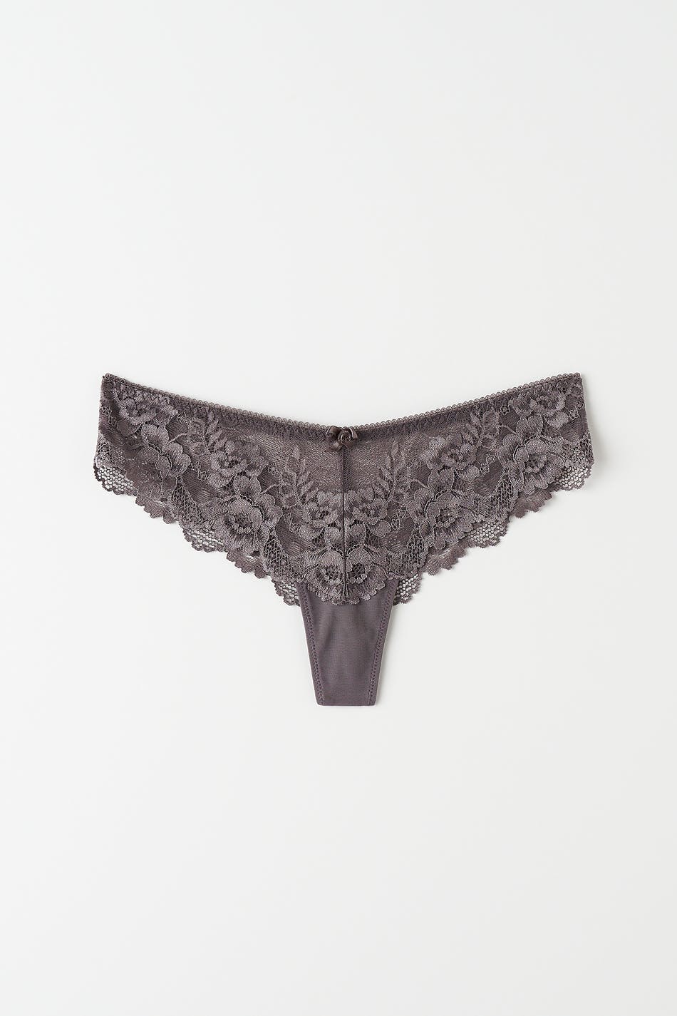 Lace string