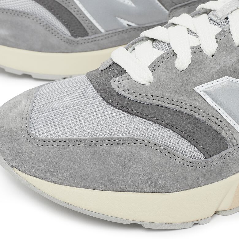 New Balance U997RHA shadow grey