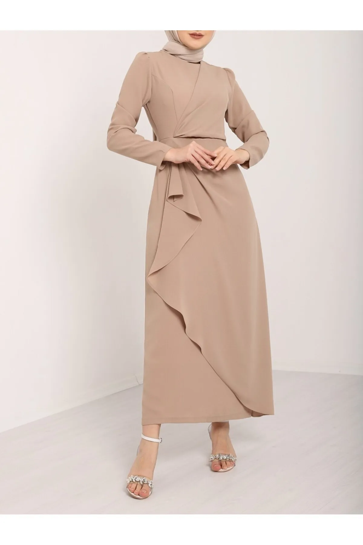 Modamorfo  Asymmetrisches Kreppkleid mit Aller-Front und Rock