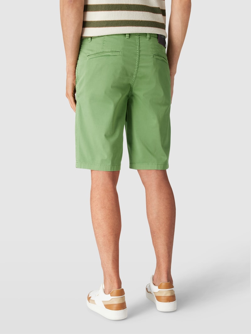 Bermudas mit Eingrifftaschen in grün