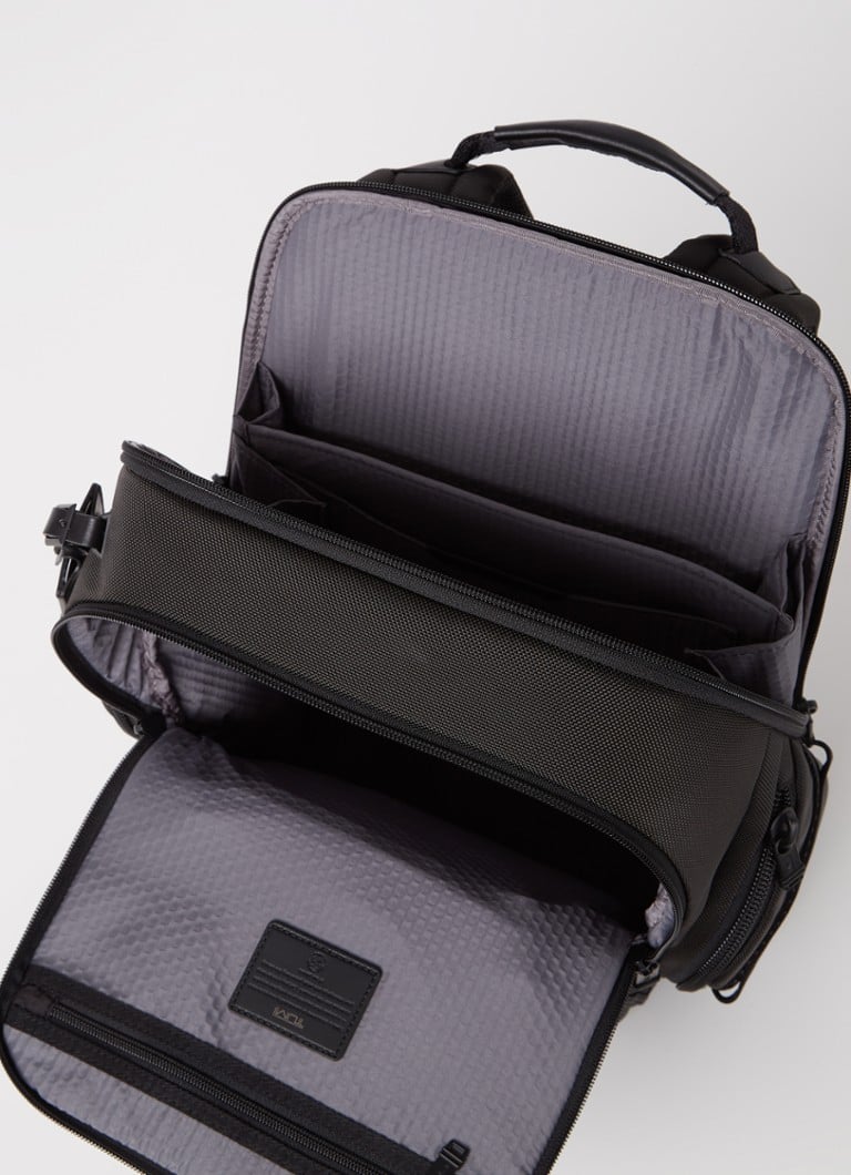 Batoh Tumi Alpha Bravo s koženými detaily a přihrádkou na 15palcový notebook