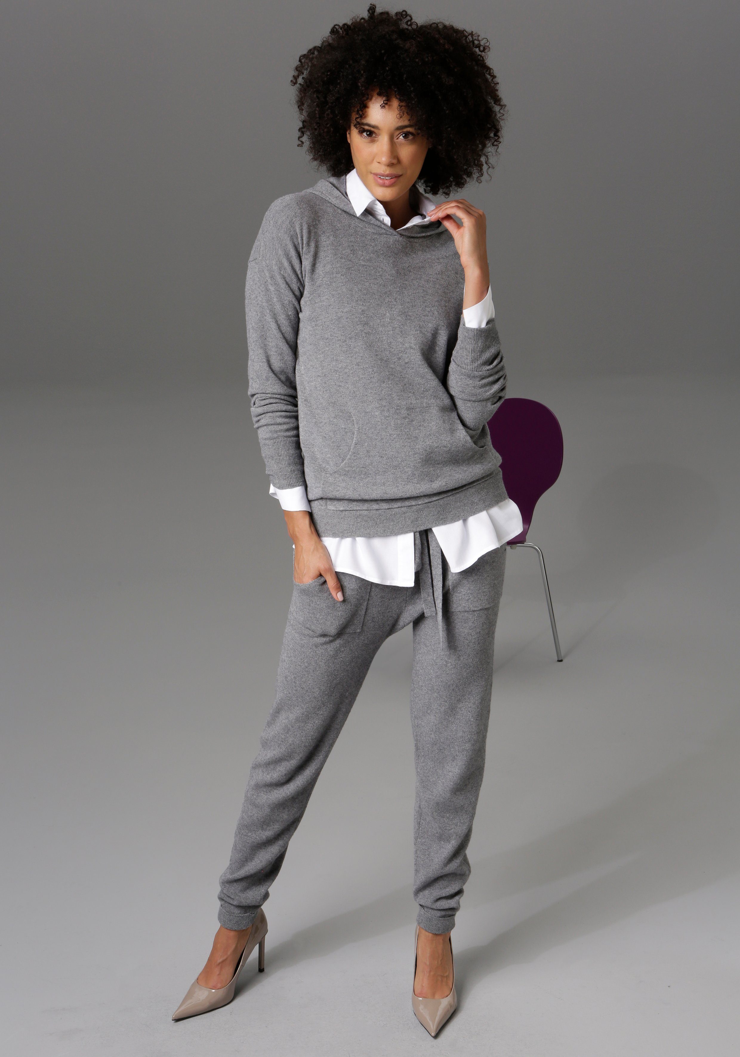 Aniston CASUAL Strickhose mit 2 aufgesetzten Taschen