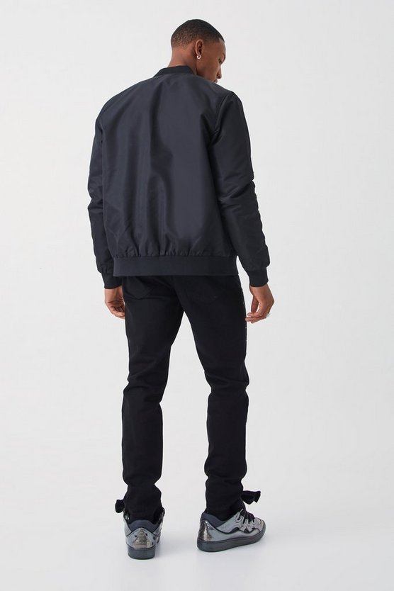 Nylon-Bomberjacke mit Nieten und Kontrast-Naht