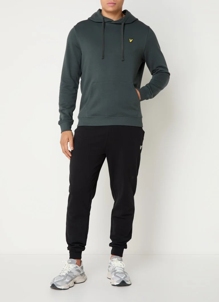 Hanorac Lyle & Scott cu logo brodat.