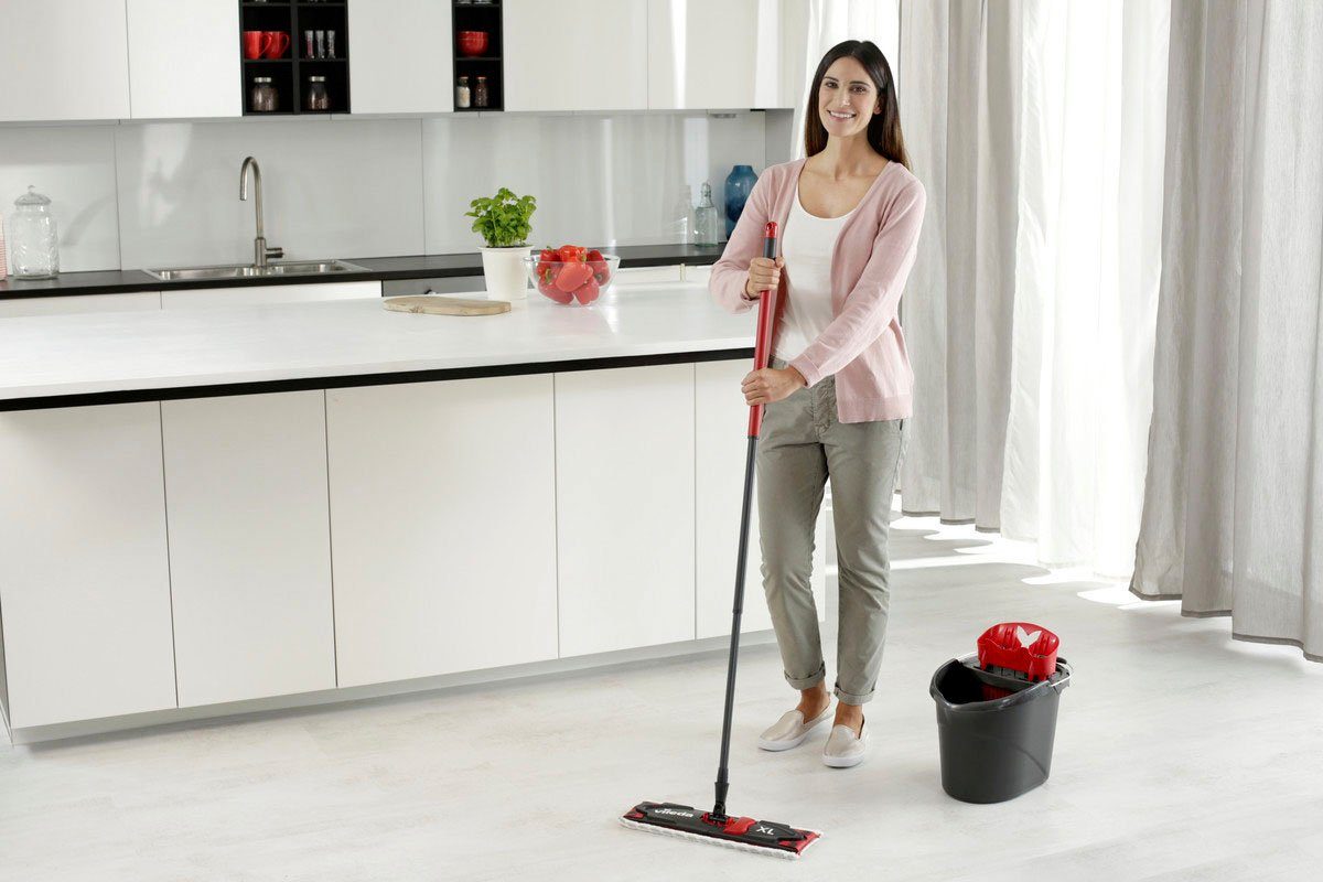 Vileda Bodenwischer-Set Ultramax XL Box + XL Sensitiv Bezug (Set, 3-St., 3tlg. Stiel, extragroßem Wischbezug, ULTRAMAX Eimer mit Powerpresse), 20 % längere Wischerplatte (42 cm) für eine schnellere Reinigun