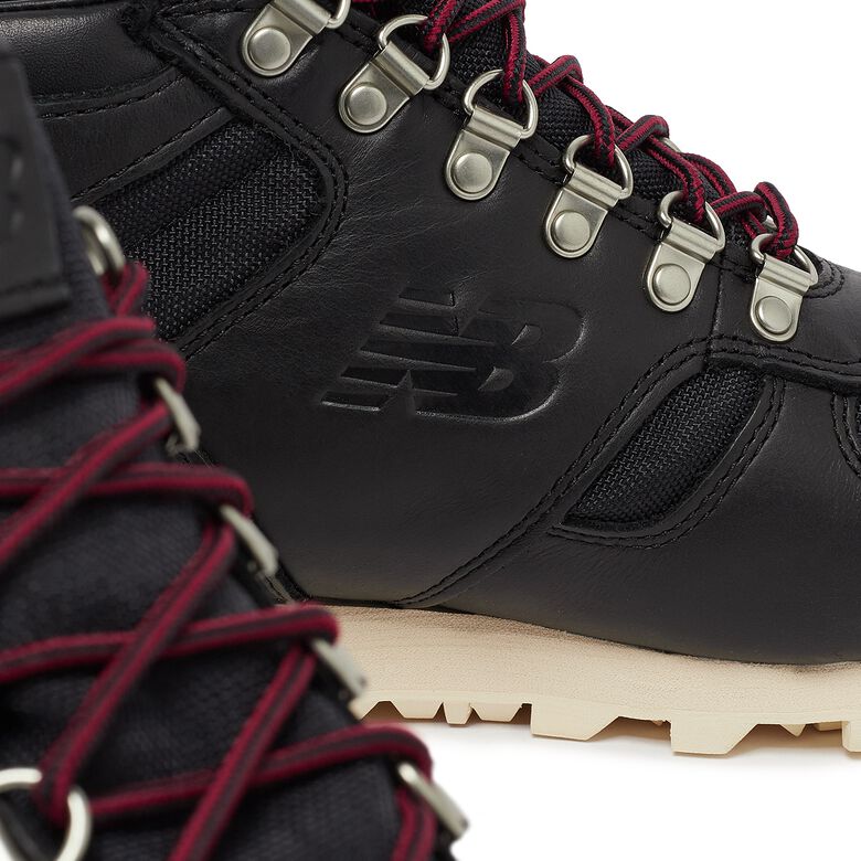 New Balance Rainier Black