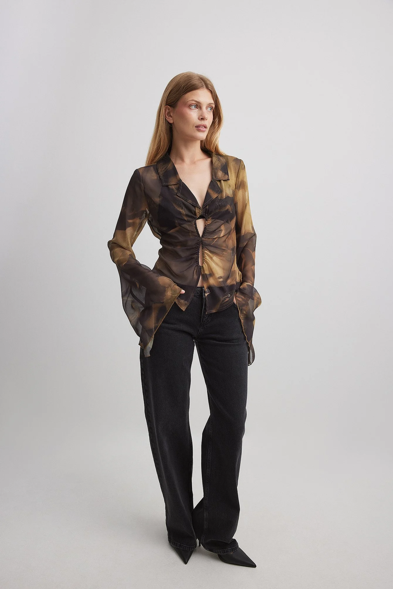 Fitted Long Sleeve Chiffon Blouse