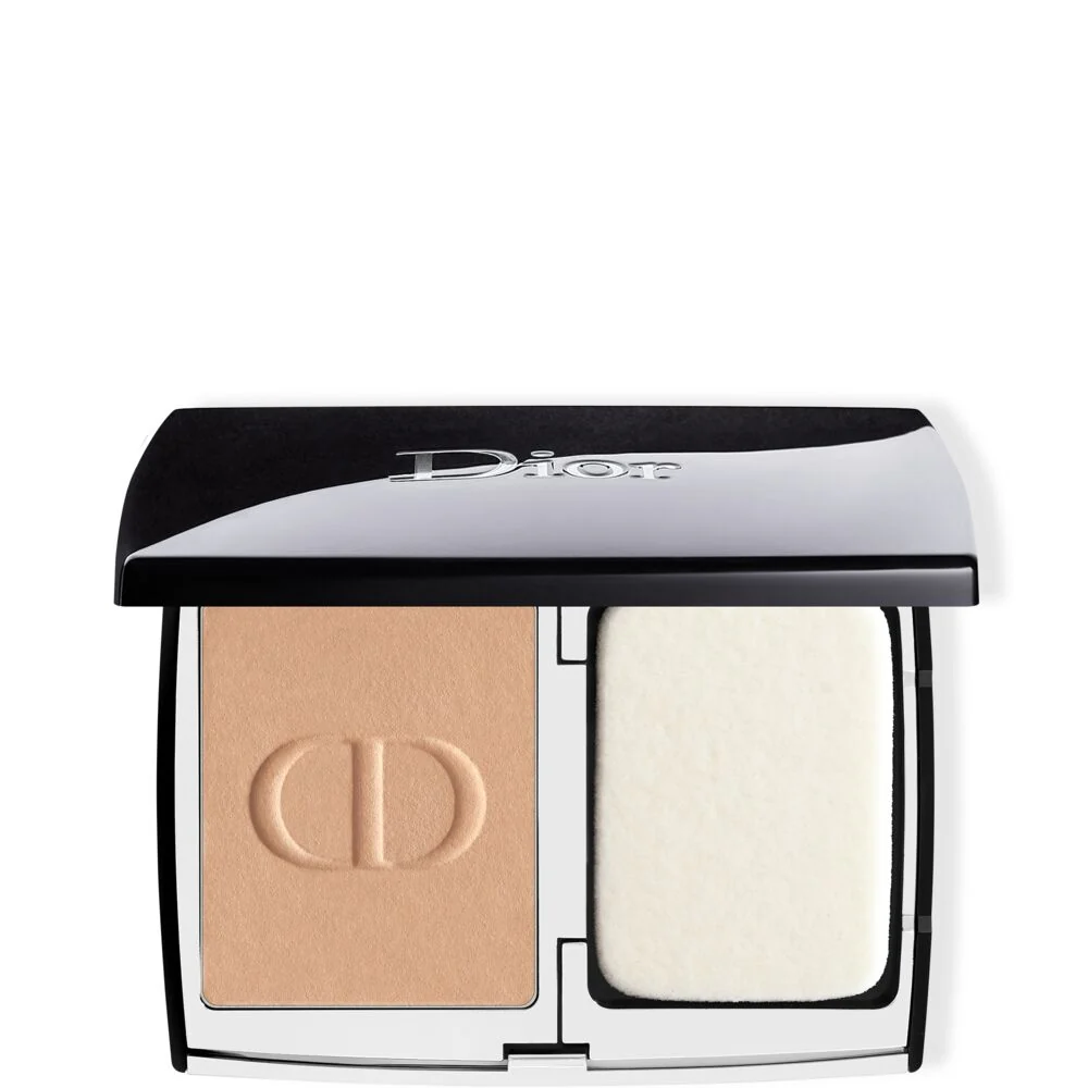 Base de maquillaje compacta Dior Forever Natural Velvet