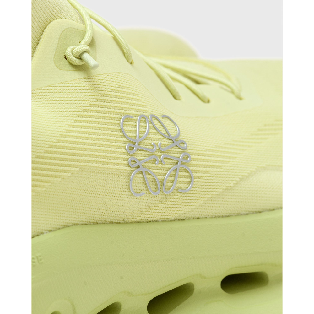 ON X LOEWE WMNS CLOUDTILT L929282X15-4280 / gelb